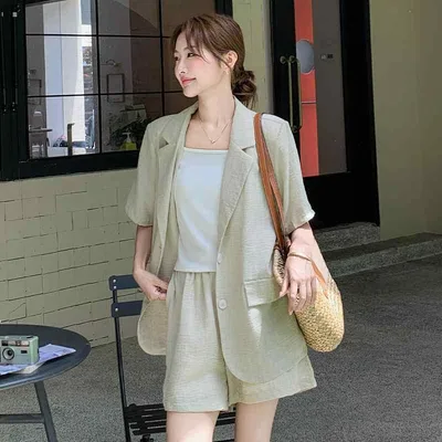 セットアップ レディース カジュアル 春夏 半袖 テーラードジャケット ショートパンツ 2点セット 無地 切り替え 体型カバー 華奢見え 通勤