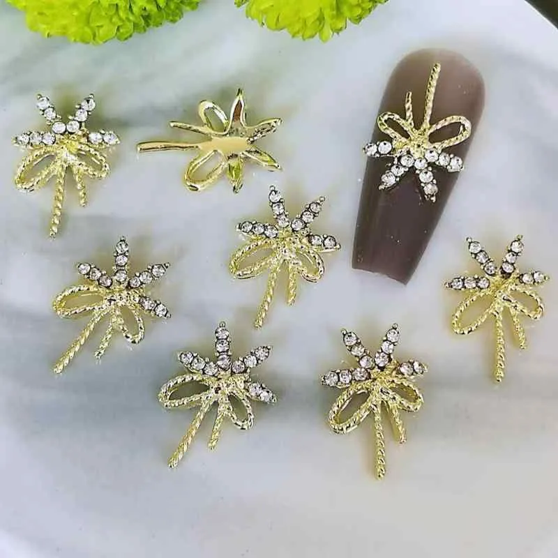 ネイルパーツ レディース 立体 雪花 リボン 蝶々 合金 ラインストーン 高級感 かわいい ネイルアート デコパーツ ジェルネイル メタルパーツ セルフネイル ハンドメイド