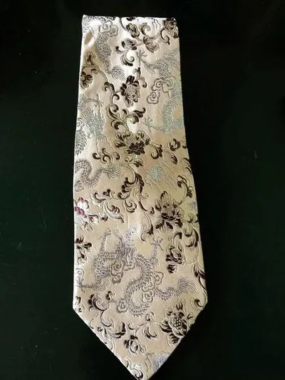ネクタイ 龍 ドラゴン おしゃれ ファッション メンズ アクセサリー ハンド 装飾 黄色 ユニーク 高級感 クラシック 小物 プレゼント ビジネス 紳士
