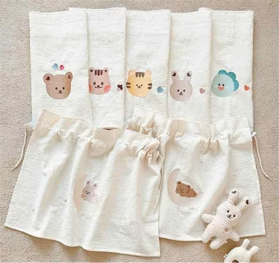 カーシェード 子供 ベビー 刺繍 クマ 車窓 日よけ 遮光 UVカット 紫外線対策 断熱効果 目隠し 吸盤式 車中泊 ドライブ 自動車用