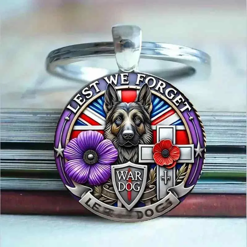 キーホルダー 軍用犬 紫 ポピー 追悼 アンザックデー 記念 英雄 慰霊 亜鉛合金製 アンティークシルバー モダン シンプル メモリアル キーリング