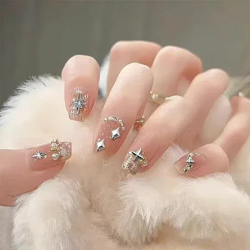 ネイルパーツ ネイルアート装飾アクセサリー ネイルデザインキット DIYネイルアクセサリー 手芸素材 星 月 四芒星 シルバー ゴールド クリエイティブなネイルアートやDIYクラフトに最適…