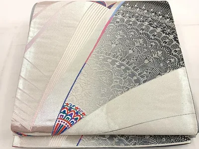 Heiwaya Kimono ◎Six-pattern bag obi, chintz flower pattern, silver thread, pure silk, masterpiece BAAW6039mz