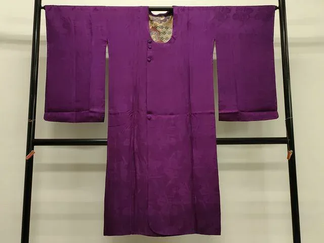 平和屋着物#道行コート 色無地 亀甲桐地紋 暗紅色 ロング丈 正絹 逸品 CABH7047in