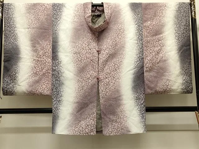 平和屋着物#アトリエRei 和装コート 石畳文 暈し染め 銀通し地 正絹 逸品 CABJ5338in