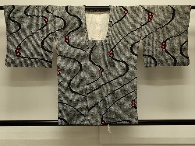 平和屋着物#道行コート 総絞り 流水文 黒地 正絹 逸品 CABK3455in