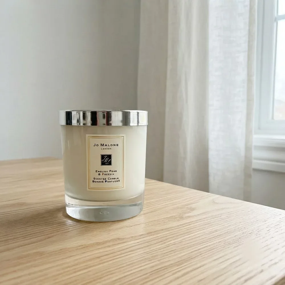 JO MALONE LONDON/ジョー マローン ロンドン イングリッシュ ペアー & フリージア ホーム キャンドル 200g/燃焼時間:約45時間/キャンドル(蓋付)