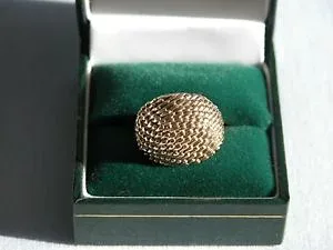 【送料無料】ネックレス イエローゴールドハリネズミデザインリングサイズstunning whg modernist 9ct yellow gold hedgehog design ring size n 56g