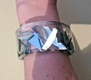 【送料無料】アクセサリー ネックレスミラーゴシックパンクロックフラグメントブレスレットpulsera brazalete grande grueso de resina transparente espejo fragmento gtico punk psychobilly