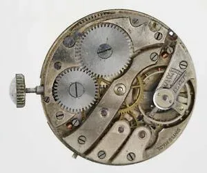 【送料無料】腕時計 トレンチスイスレバーtrench swiss lever watch movement ab8