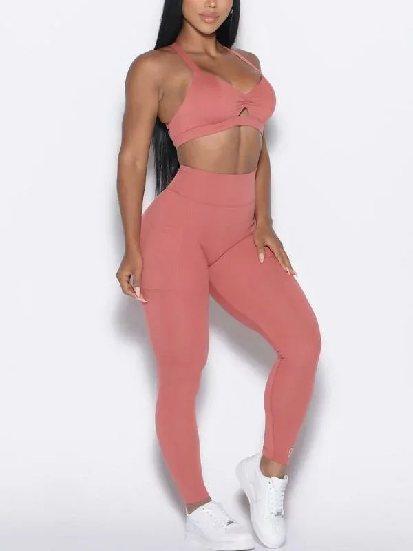 Women's Yoga Wear, Top and Bottom Set, Sports Bra, Leggings, Setup, Fitness Wear, Yoga, Exercise, Running, Training, Gym, Stretchy, Quick Drying, Cool to the Touch, High Waist, Beautiful Buttocks, Slimming, Body Coverage, Large Size, Plus Size, Loose, Stomach Circumference