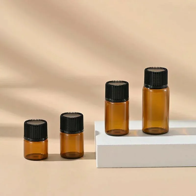 遮光瓶 1ml 2ml 3ml 3ml 5ml 100本セット アロマオイル 精油 茶色 ガラス 遮光ビン 蓋付 黒キャップ 茶色 香水 手作り 小分けボトル 精油瓶 保存 容器 持ち運び用 サンプル用