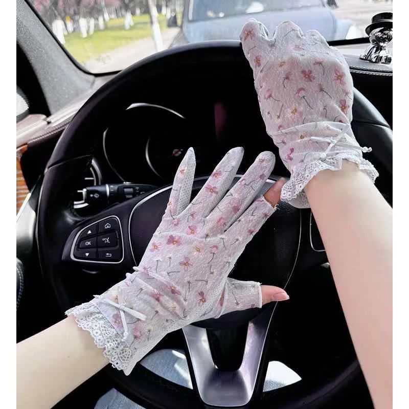 手袋 女性用 夏用 日焼け防止 紫外線カット レース 小花柄 薄手 滑り止め 運転用 花柄 フレグランスフリー 軽量 通勤 通学 アウトドア
