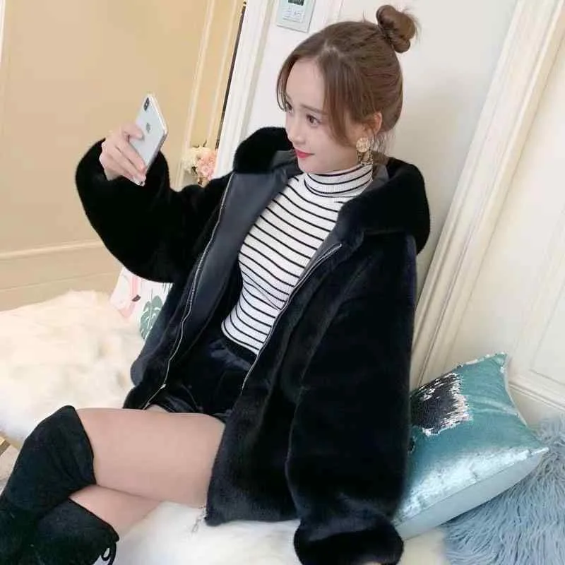 秋冬 レディース 厚手 フード付き フェイクファー モヘア風 ゆったり 短め ジャケット アウター 暖か 防寒 韓国 ストリート ファッション 軽量 伸縮性 吸湿速乾