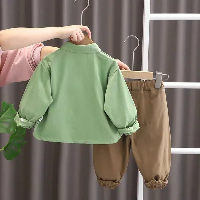 シャツ キッズ 男の子 長袖 トップス パンツ パンツ セットアップ 上下セット 春秋 綿 コットン ウサギ ぬいぐるみ付き カジュアル 普段着 通園 通学 旅行 お出かけ ベビー服 子供服 男児 幼児 赤ちゃん アニマル