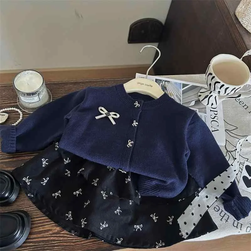 クリアランス 返品 交換 不可【 合理 的に 注文】 秋 ガールズリボンセーターニットカーディガン + コーデュロイ キュロット