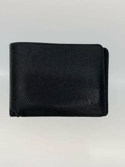 【中古】LOUIS VUITTON◆ポルト・ビエ・3ヴォレ_タイガ/レザー/BLK/無地/メンズ【服飾雑貨他】
