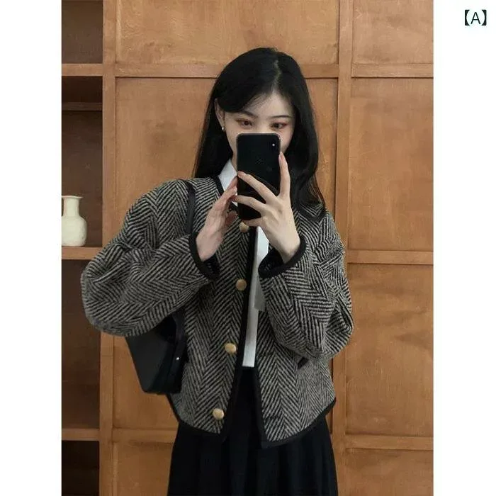 ジャケット レディース ツイード風 ショート丈 クルーネック 長袖 秋服 冬服 アウター 羽織り クラシック 普段着 お出かけ 防寒 軽い素材で動きやすい 合わせやすい 羽織りやすい