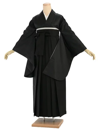 卒業式袴レンタルA114 黒地×黒袴卒業式 袴 レンタル 女性 卒業式袴 フルセットレンタル 大学生 はかま 女性 卒業袴セット 卒業式袴レンタル セット 大学 袴セット 卒業袴レンタル 着物レンタル 卒業式袴レンタル 往復送料無料 新品足袋プレゼント【レンタル】