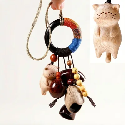 天然素材 果実殻 風鈴 バッグチャーム 猫 木彫り ハンドメイド 鈴付き お守り ナチュラル 手作り キーホルダー 男女兼用 卒業祝い プレゼント 和風 癒し 音色 チャーム 手作り プレゼント おしゃれ 誕生日 ギフトにもおすすめ キーリング