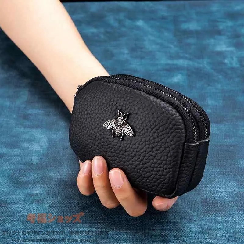 財布 レディース 二つ折り財布 ショートウォレット 革 牛革 レザー コンパクト 小銭入れ ダブルファスナー 蜂モチーフ 金具 カード収納 札入れ 多収納 シンプル 大人可愛い