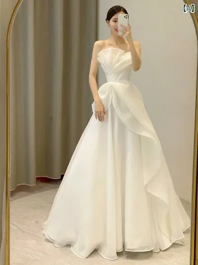 ウェディング ドレス 軽い ウェディングドレス 2025年 花嫁 プチスリム サテンドレス スカート フレンチスタイル チューブ トップ シンプル 旅行 写真 撮影 外出 ベール
