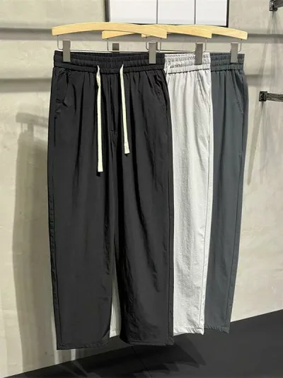 カジュアルパンツ メンズ 10代 20代 涼しい 薄手 無地 ポリエステル 微ストレッチ ストレート ボトムス 普段使い 通学 日常使い ブラック グレー ダークグレー 夏 スポーツ 部屋着 ルームウェア イージーパンツ 運動 ゆったり