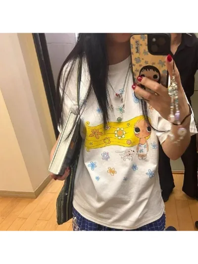 tシャツ レディース 半袖 カットソー トップス ティーシャツ プルオーバー クルーネック キャラクター イラスト 花柄 プリント ゆったり 大きめ ビッグシルエット オーバーサイズ 体型カバー カジュアル 個性的 韓国風 ストリート 原宿系 通学 春 夏