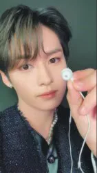 StrayKids THE SOUND LeeKnow トレーディングカード B/イヤホン