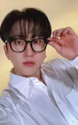 StrayKids HMV Changbin 樂-STAR