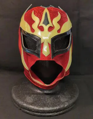プロレスマスク SIMA製 【獣神サンダーライガー(赤ラメ×黒金フチ)】タグ・ライオンマーク付き プライベートタイプ