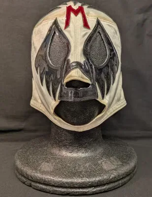 プロレスマスク アロンカナレス製【ミル・マスカラス(白×黒・赤フチ)】タグなし 本人使用 サイン入り チャックタイプ