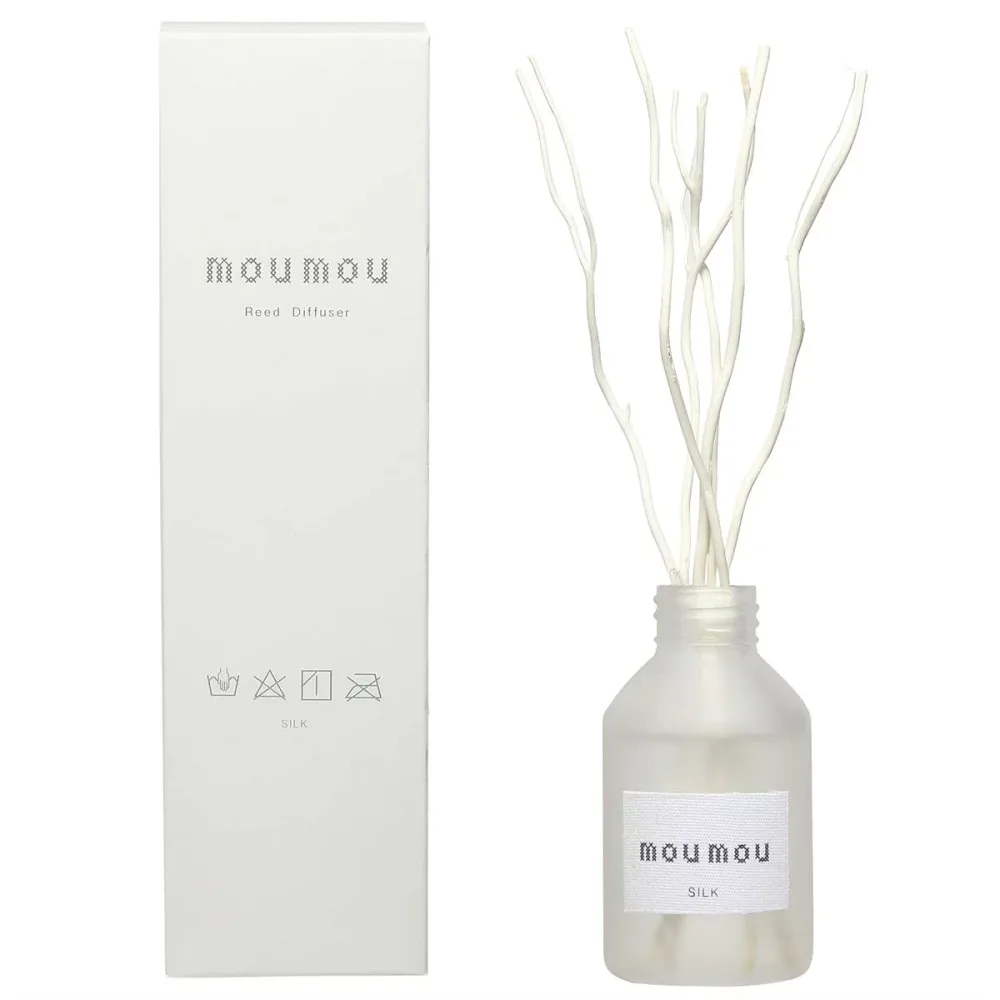 mou mou (ム ーム ー) リ ードディフューザー シルク(優しくパウダリ ーで艶やかな香り) 100ml