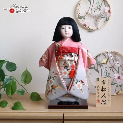 市松人形 元賀章介 12号尺二 正絹 別染め 桜と雪輪 ボカシ紫 市松人形 手塗本漆台 初節句 増村人形店 MMN3129