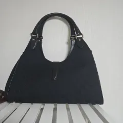グッチ ショルダーバッグ 正規品