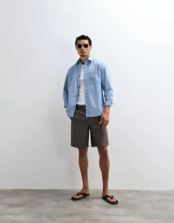 マンゴ メンズ ボトムス ハーフパンツ・ショーツ ショートパンツ Mango pin stripe tailo red shorts in dark brown ブラウン