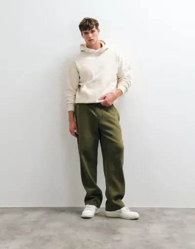 エイソス メンズ ボトムス カジュアルパンツ ASOS DESIGN essentialstraight jogger in olive night オリーブ
