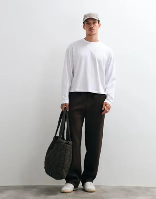 エイソス メンズ ボトムス カジュアルパンツ ワイドレッグ スキューバ ASOS DESIGN wide leg jogger with twisted seam in scubastyle fabr