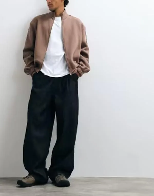 エイソス メンズ ボトムス デニムパンツ ワイドレッグ ジーンズ ASOS DESIGN wide leg jeans in raw black with pleats BLACK ブラック