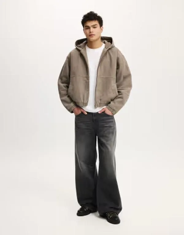 コットンオン メンズ アウター ジャケット・ブルゾン クロップド Cotton cropped hooded bomber jacket in washed chocolate Dark Brown