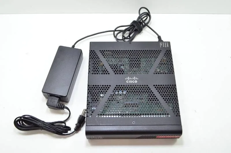 ■ 【送料無料】Cisco シスコ ASA 5506-X ASA5506 ファイアウォール ACアダプター付