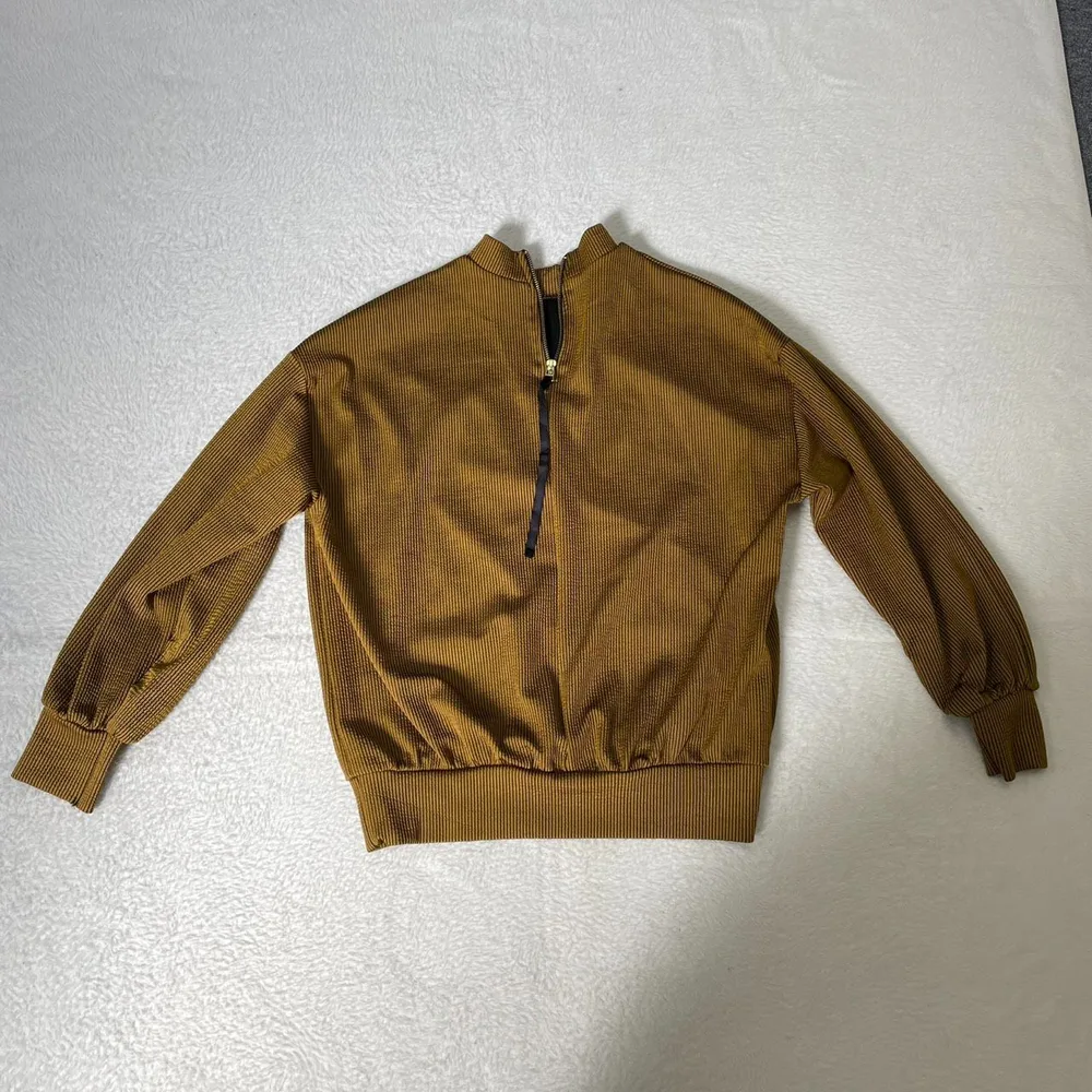 【ZARA ザラ】レディース ハーフジップ トップス 黄土色 ストライプ柄 Sサイズ 0/10