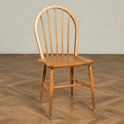 椅子・ソファ イギリス エルム アーコール ERCOL 5本 スポーク バイオリン座面 ストレートレッグ フープバックチェア レア ercol フープバック チェア 椅子 ダイニングチェア 英国 ヴィンテージ 曲木 無垢材 木製 #99326