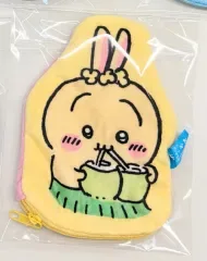 ちいかわ 인어島 型抜き ポーチ (うさぎ)