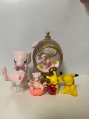 ポケットモンスター ミュウ ピカチュウ フィギュア ガチャ