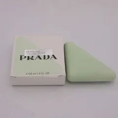 プラダ ハンド トリプルケア ハンドクリーム 50mL