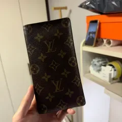 正規品/百貨店購入 ルイヴィトン LV ブラザ 長財布 ブラウン