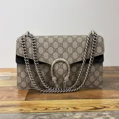 グッチ ディオニュソス GG シュプリーム スモール ショルダーバッグ