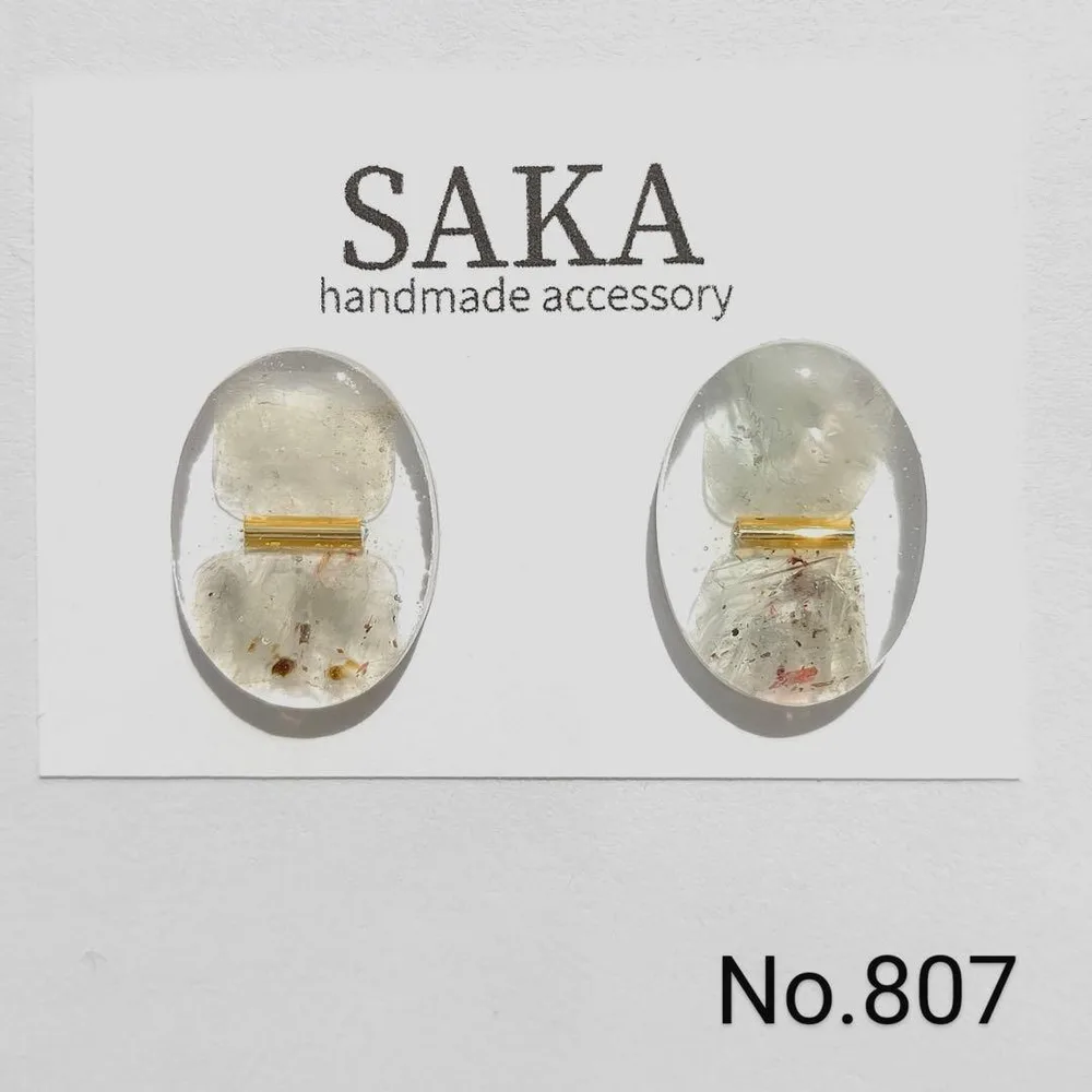 No.807 ハンドメイド ピアス イヤリング レジン