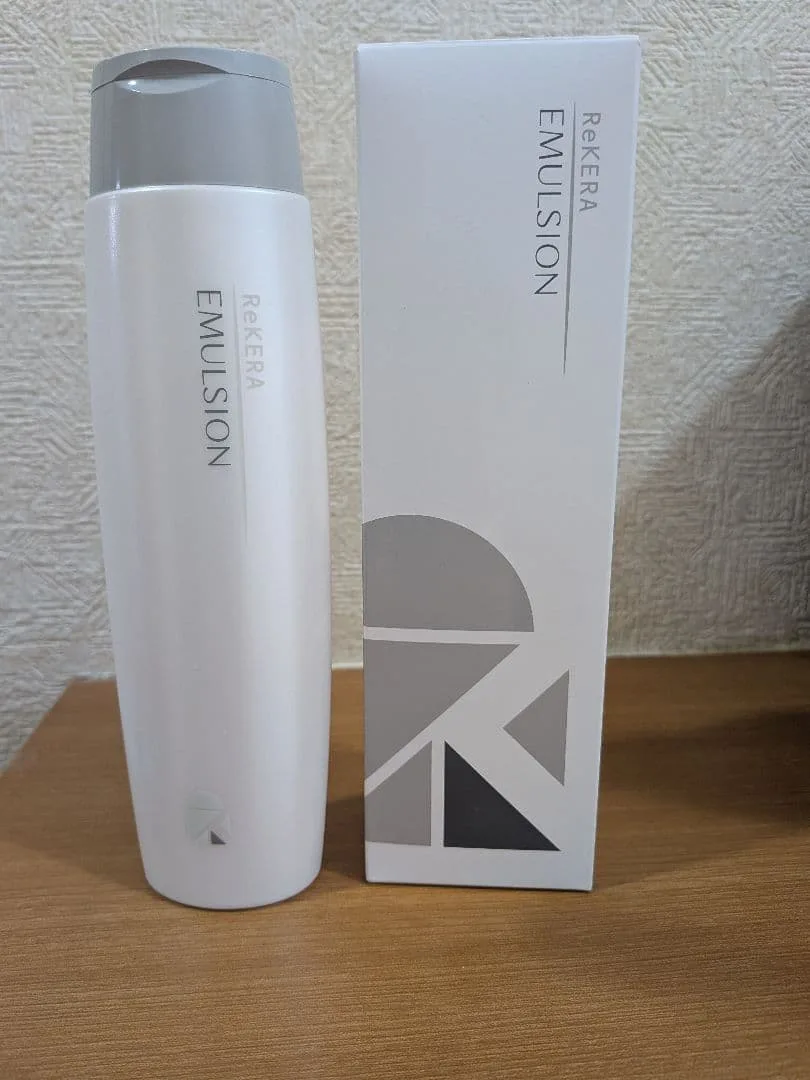 新品未使用 リケラエマルジョン ヘアトリートメント